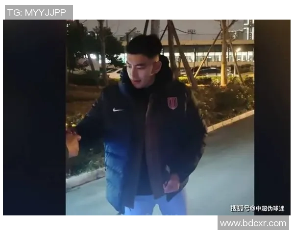 中超头球王子铭的传奇之路与足球梦想的追逐
