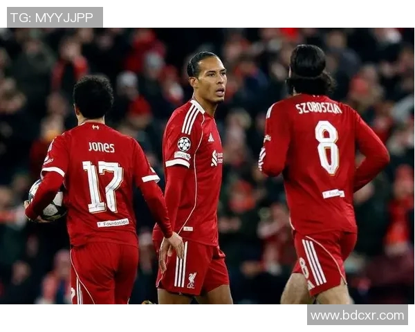 欧冠赛场上范戴克的防守艺术如何成功封堵对手进攻威胁