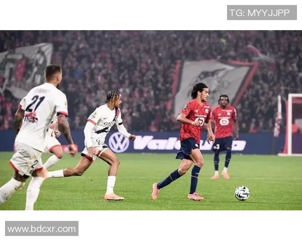 巴尔科拉精彩助攻助力巴黎队夺得重要胜利