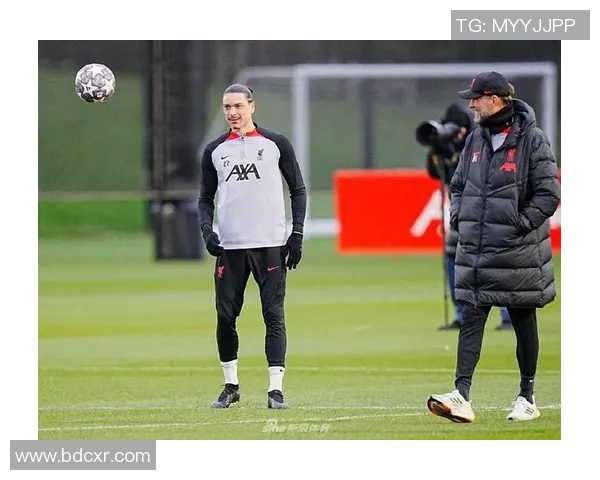 利物浦备战欧冠关键战,主教练展望出线前景 利物浦备战欧冠关键战,主教练展望出线前景